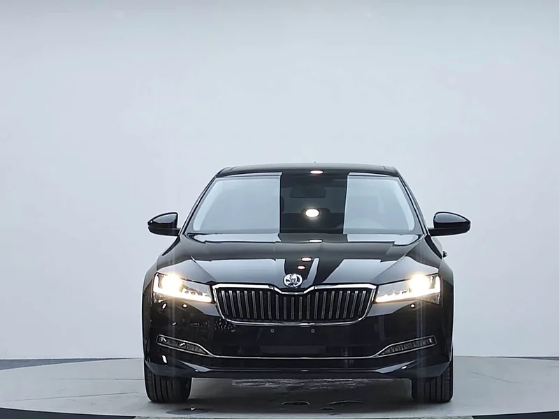 Skoda Superb — фото 3