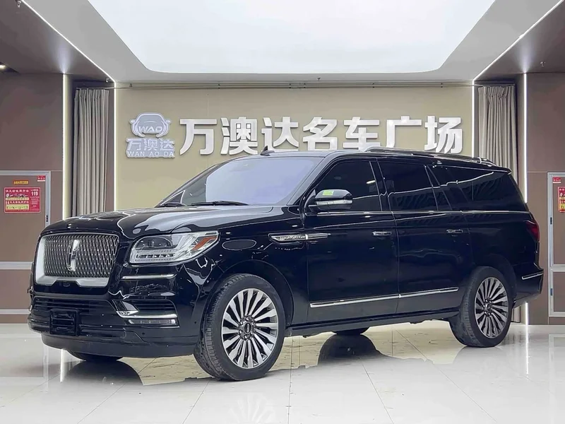 Lincoln Navigator