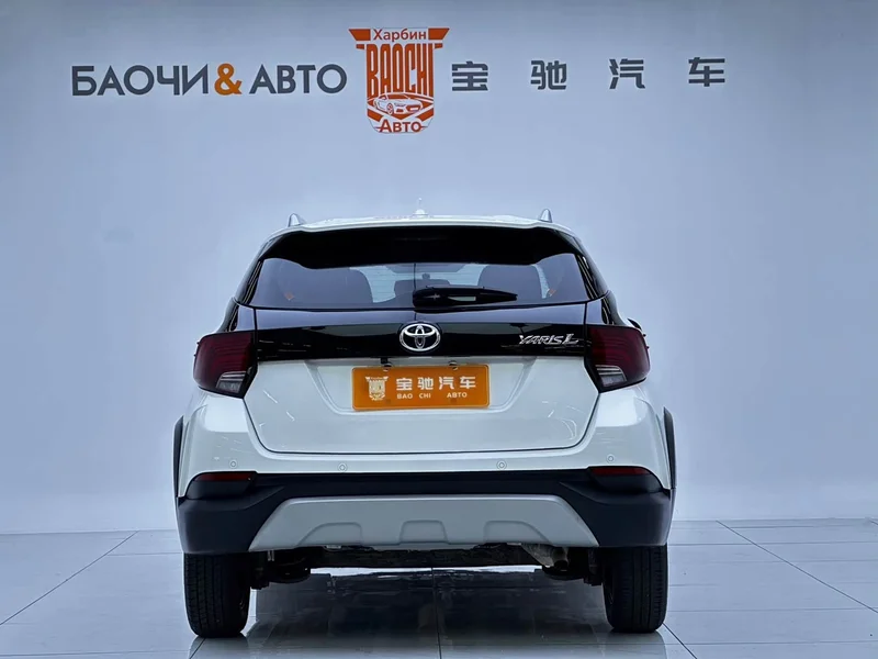 Toyota Yaris L — фото 5