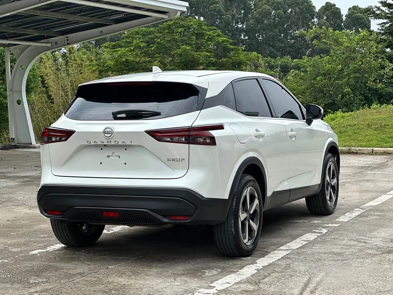 Nissan Qashqai — фото 13