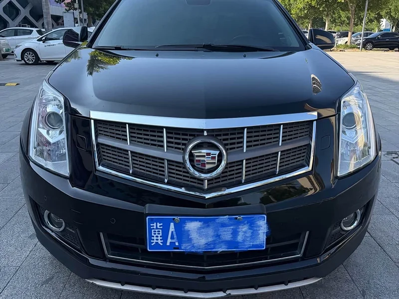 Cadillac SRX — фото 2