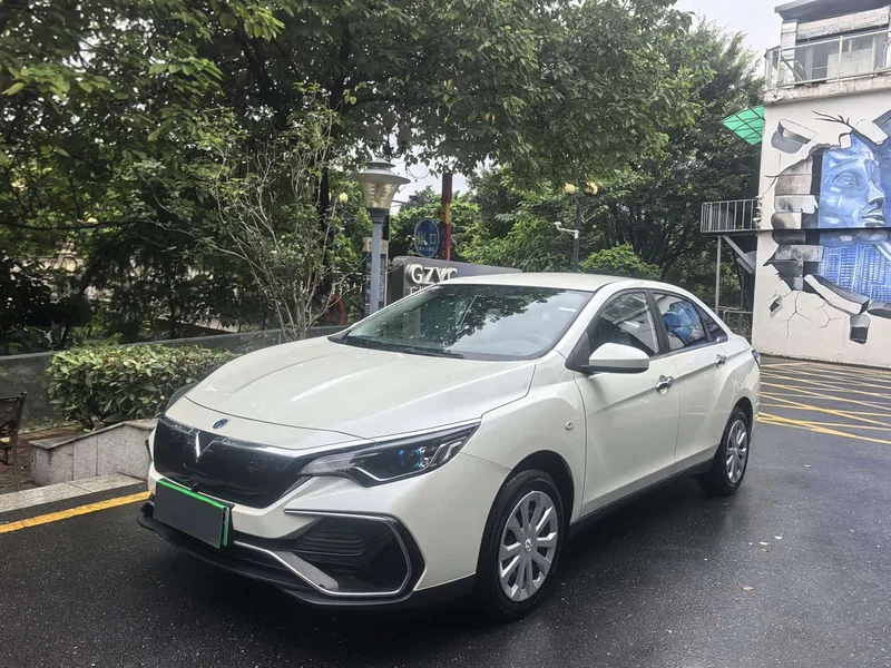 Venucia D60EV