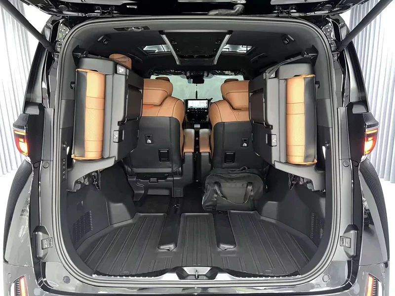 Toyota Vellfire — фото 12