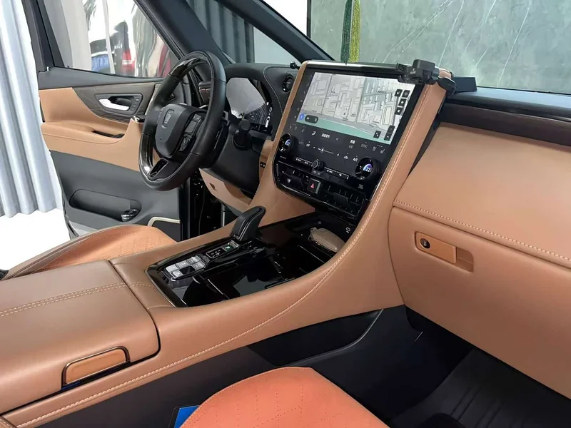 Toyota Vellfire — фото 13