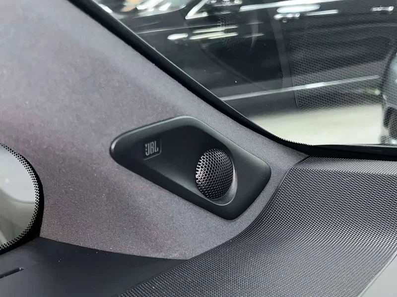 Toyota Vellfire — фото 18