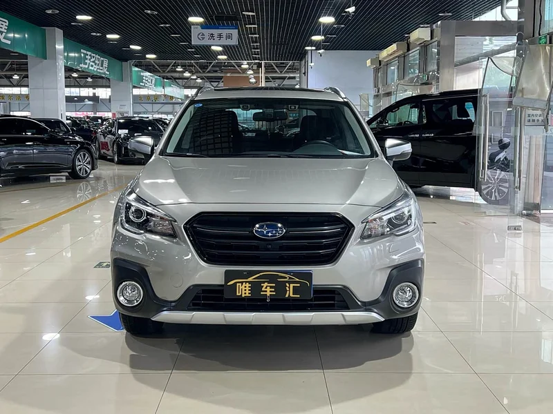 Subaru Outback — фото 2