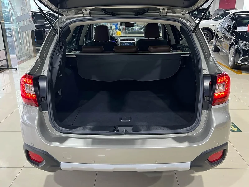 Subaru Outback — фото 27