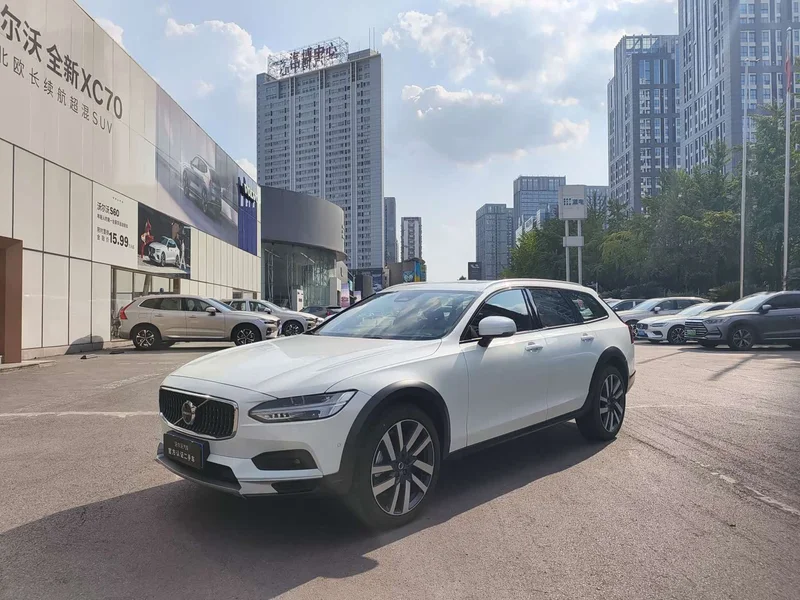 Volvo V90