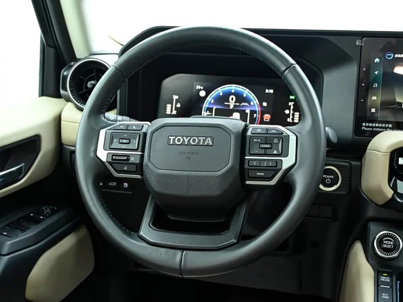Toyota Prado — фото 19