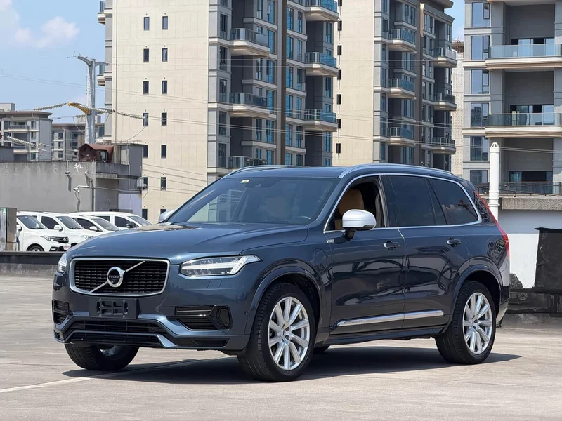 Volvo XC90 PHEV — фото 1