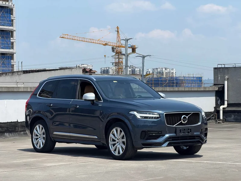Volvo XC90 PHEV — фото 3