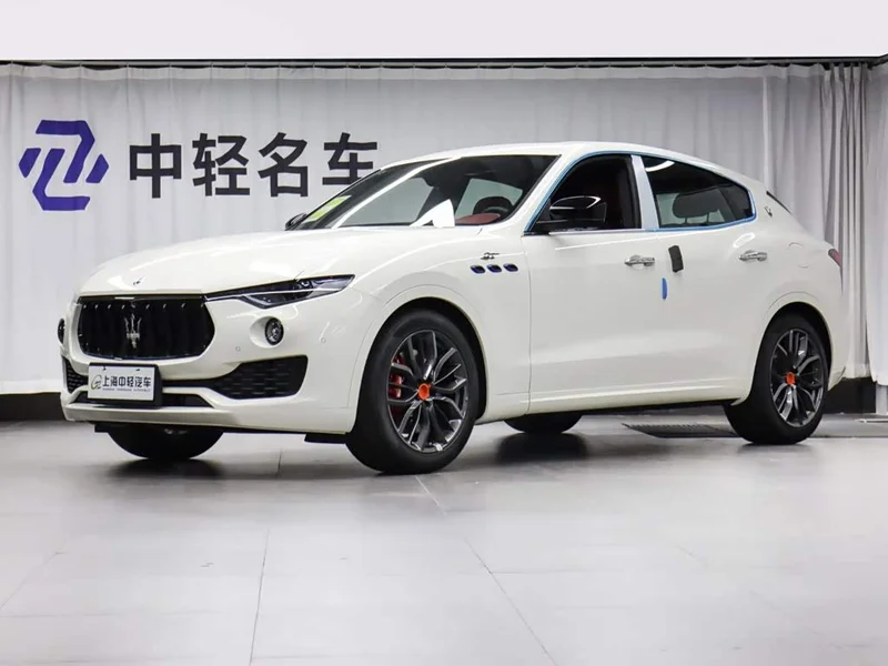 Maserati Levante — фото 1