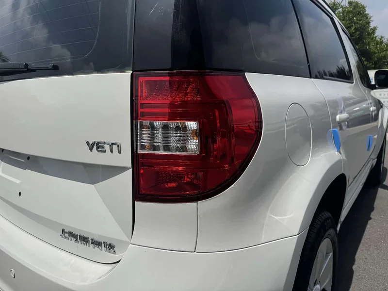 Skoda Yeti — фото 29