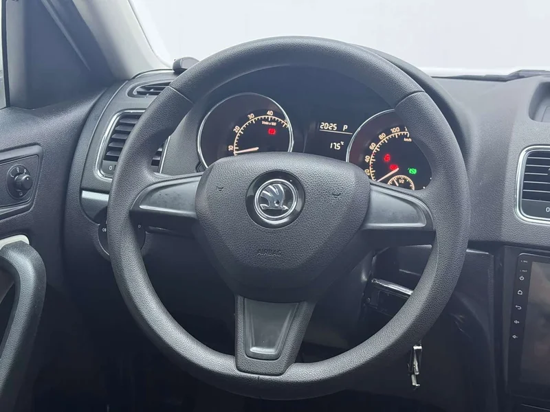 Skoda Yeti — фото 8