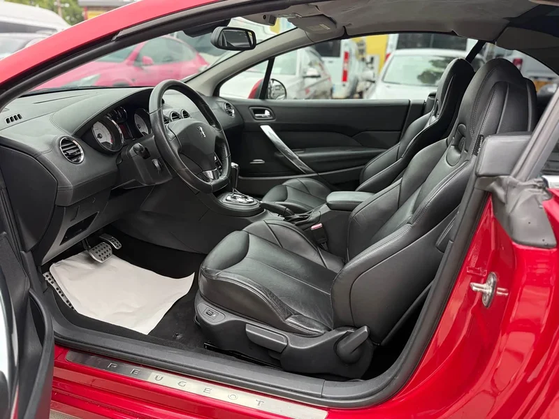 Peugeot 308 (Imported) — фото 16