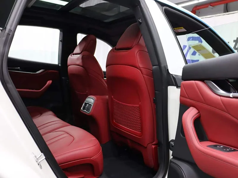 Maserati Levante — фото 16