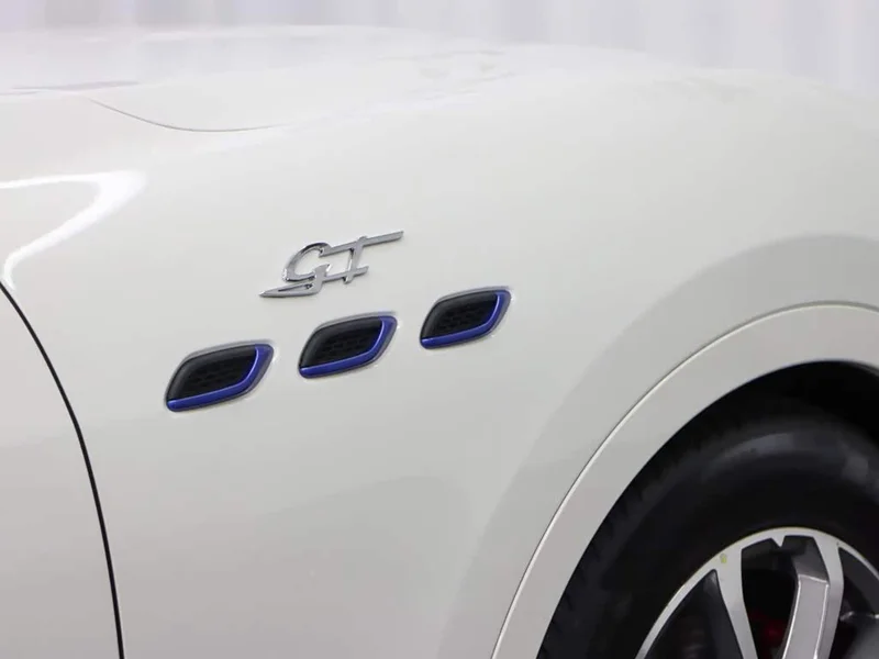 Maserati Levante — фото 18