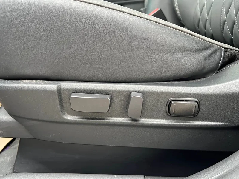 Mitsubishi Outlander — фото 17