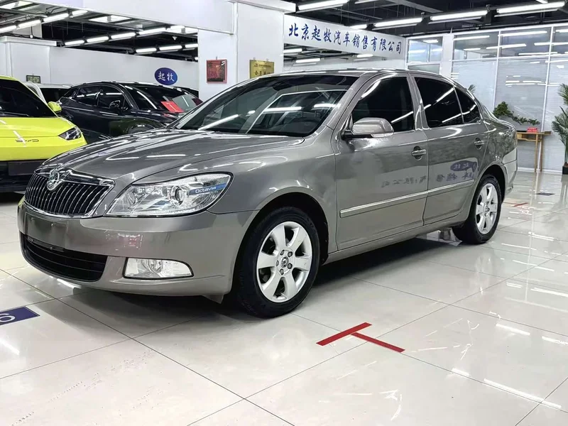 Volkswagen Octavia — фото 1