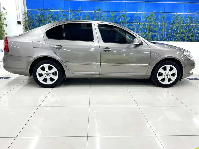Volkswagen Octavia — фото 4