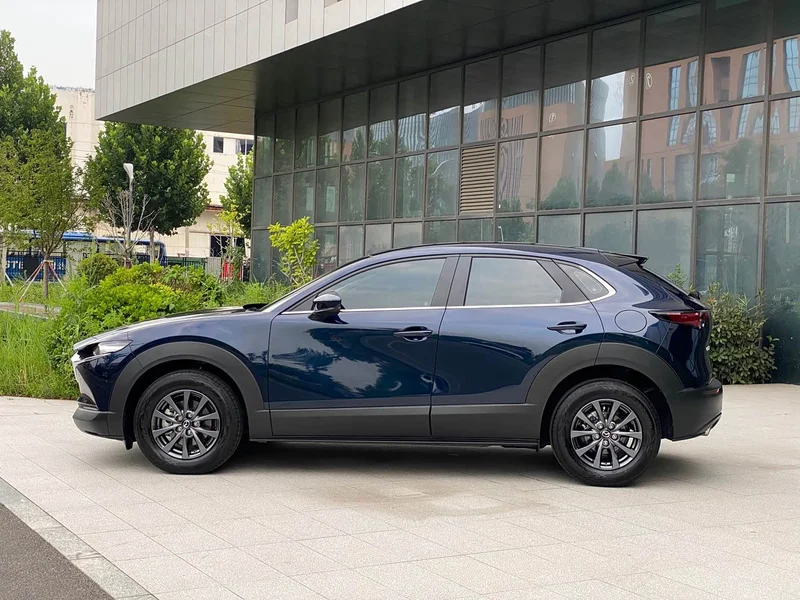 Mazda CX-30 — фото 10