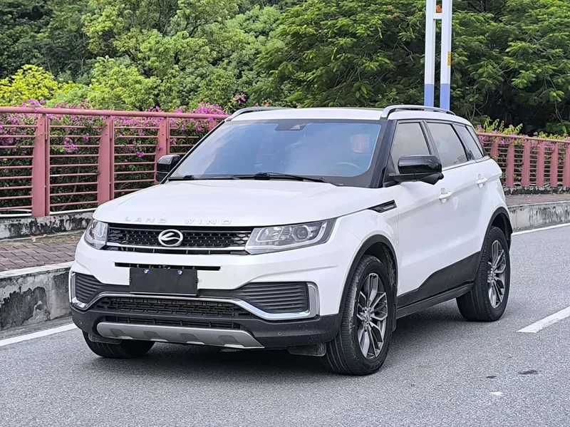 Lufeng X7
