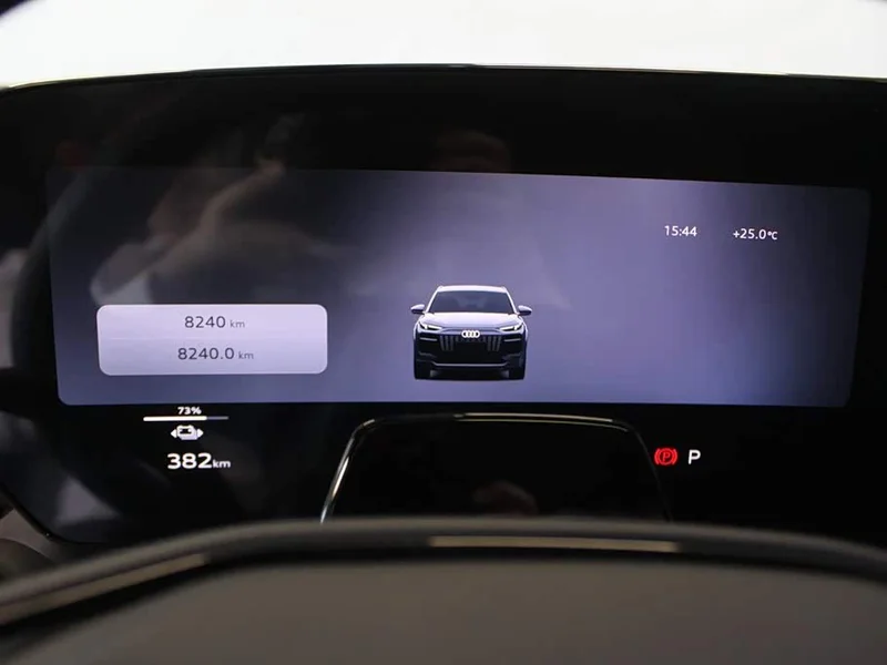 Audi Q6L e-tron — фото 8