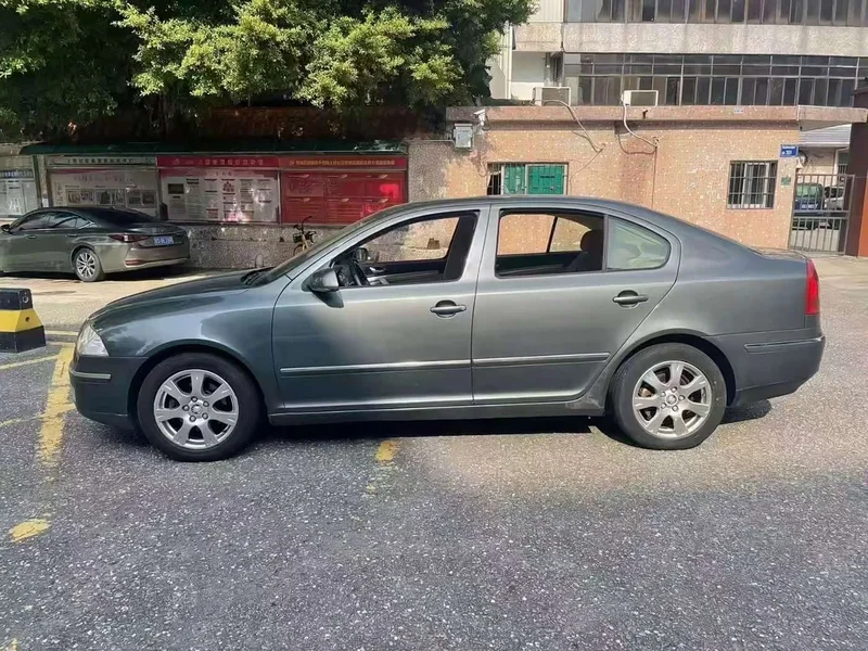 Volkswagen Octavia — фото 6