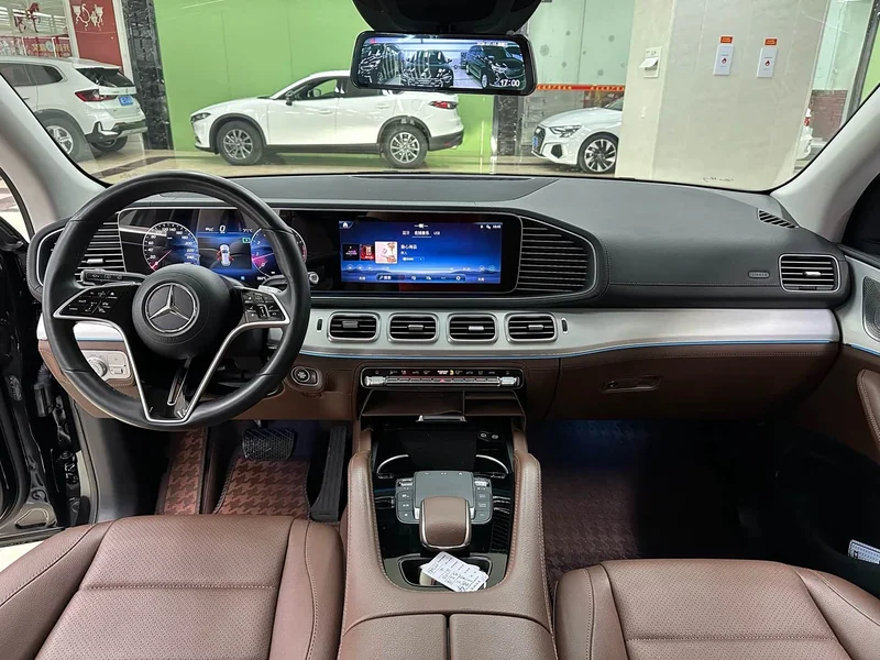 Mercedes-Benz GLE — фото 6