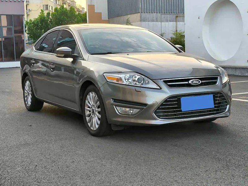 Ford Mondeo — фото 3