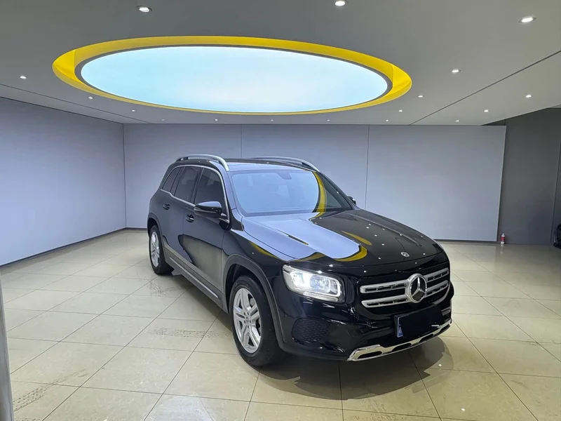 Mercedes-Benz GLB — фото 3