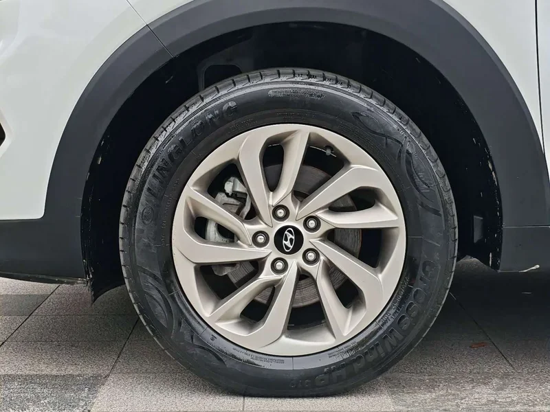 Hyundai Tucson — фото 20