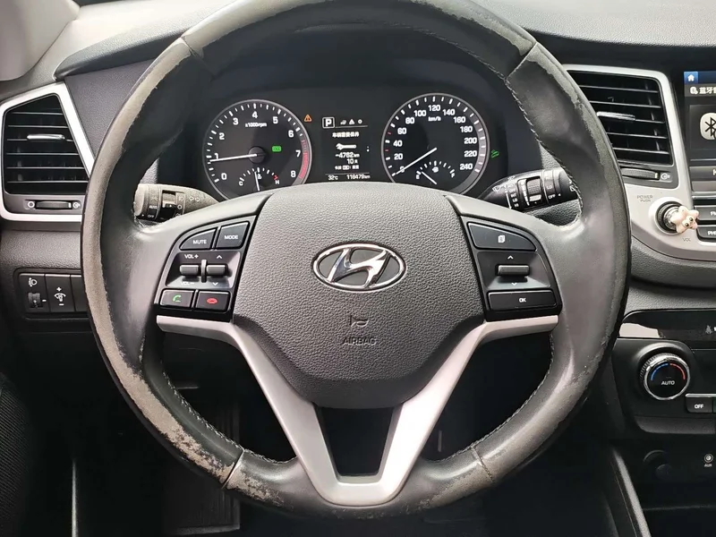 Hyundai Tucson — фото 8