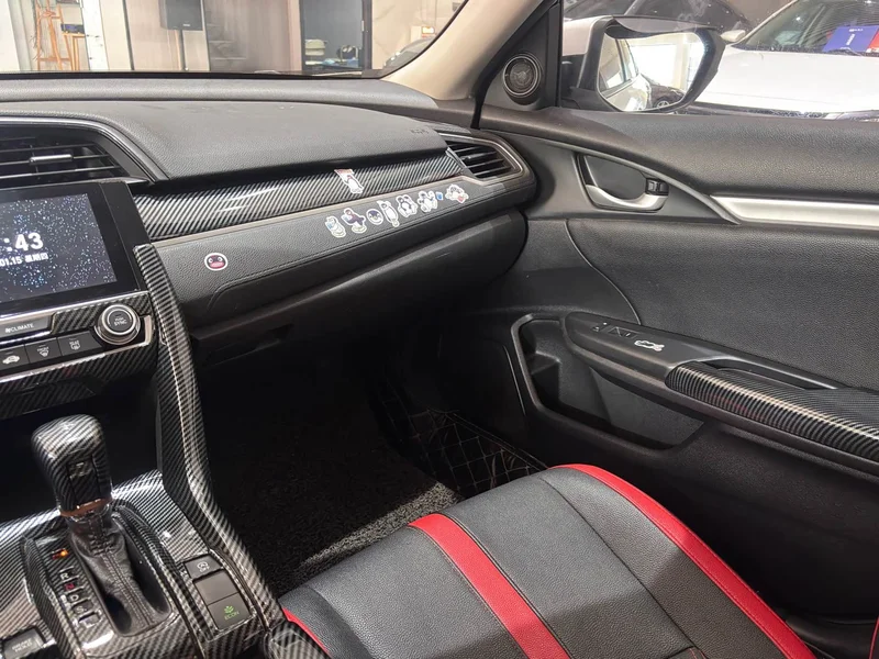 Honda Civic — фото 12