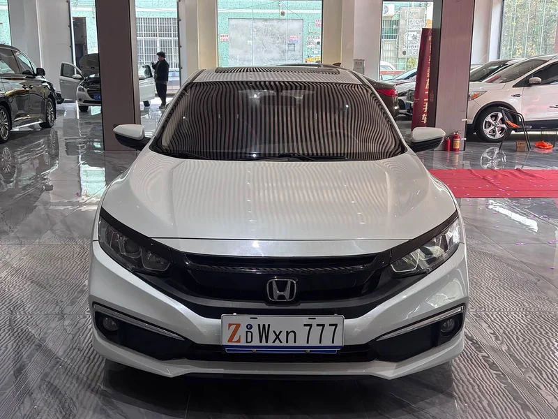 Honda Civic — фото 2