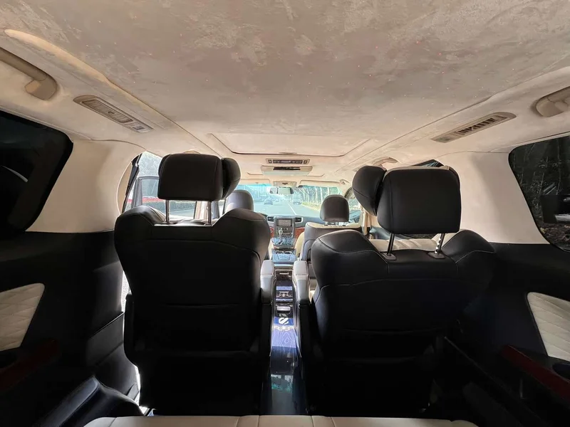 Toyota Alphard — фото 8