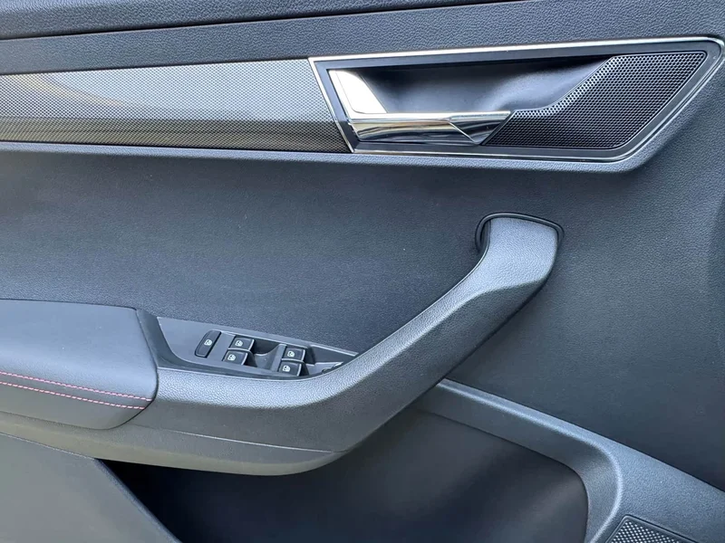 Skoda Karoq — фото 18