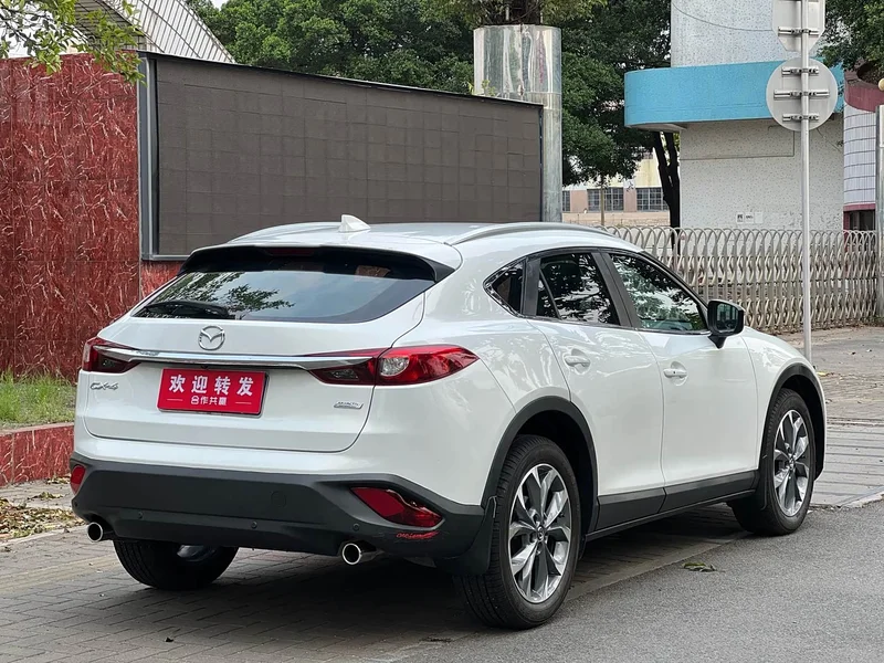 Mazda CX-4 — фото 4