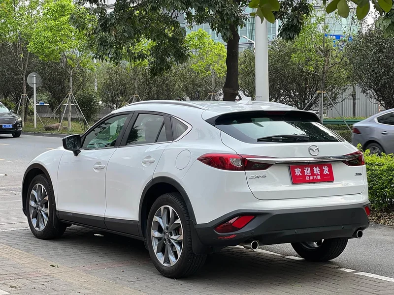 Mazda CX-4 — фото 6