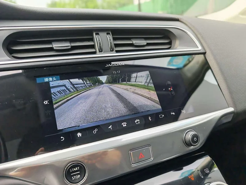Jaguar I-PACE — фото 11