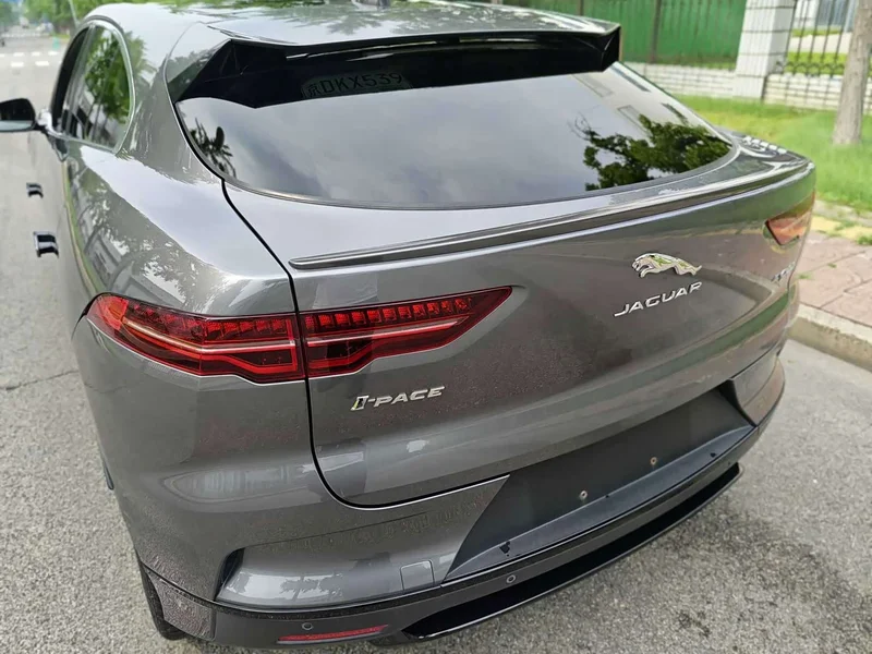 Jaguar I-PACE — фото 27