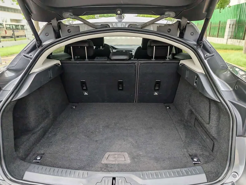 Jaguar I-PACE — фото 28