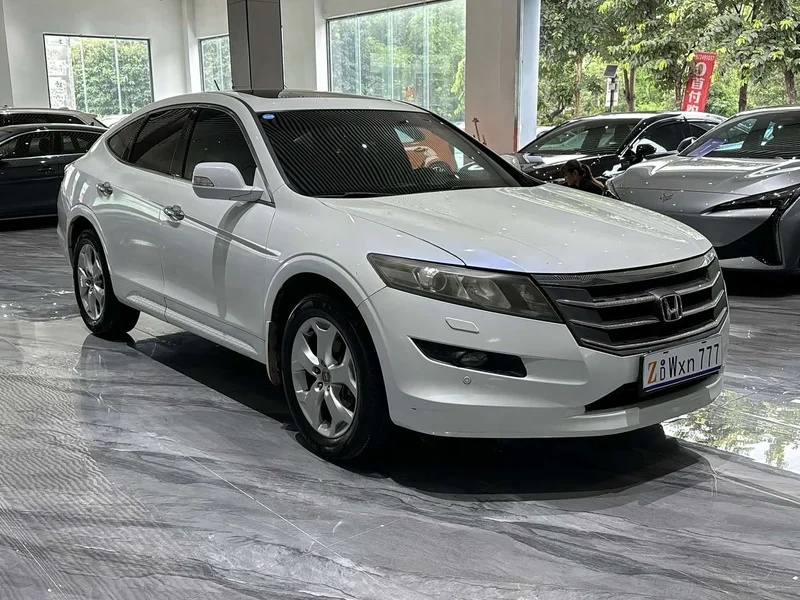 Honda Crosstour — фото 3
