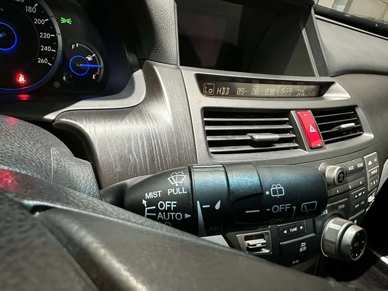 Honda Crosstour — фото 10