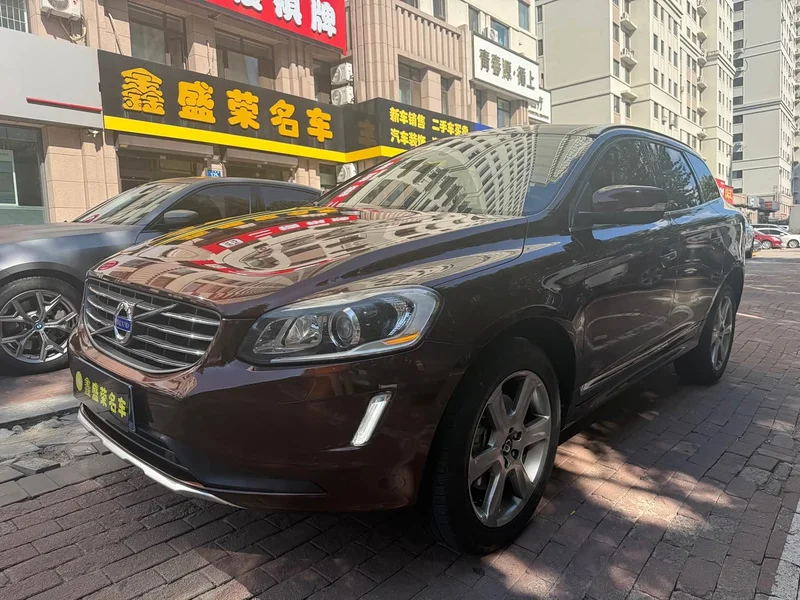Volvo XC60 (Imported)