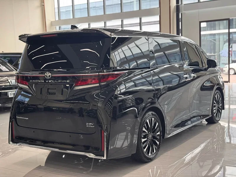 Toyota Vellfire — фото 9