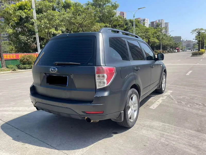 Subaru Forester — фото 4