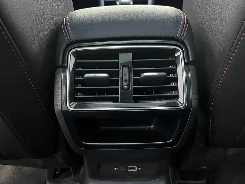 Skoda Karoq — фото 12