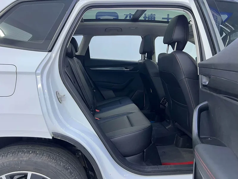 Skoda Karoq — фото 21