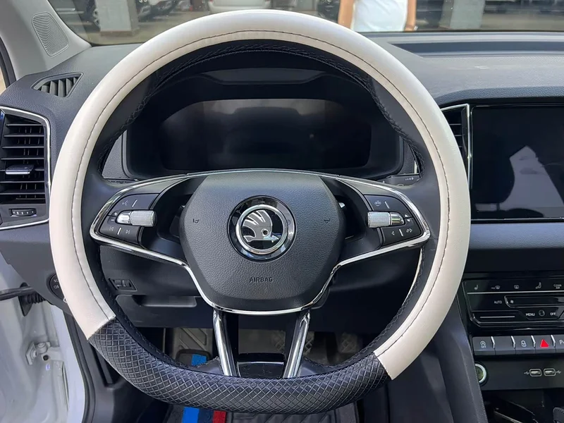 Skoda Karoq — фото 7